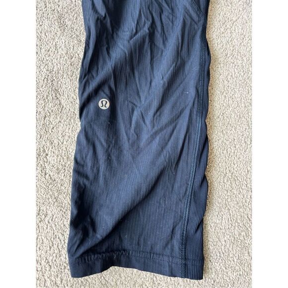 LULULEMON Dance Studio Mid-Rise Cropped Pant navy Sz 6, $100 A34 - Picture 6 of 9
